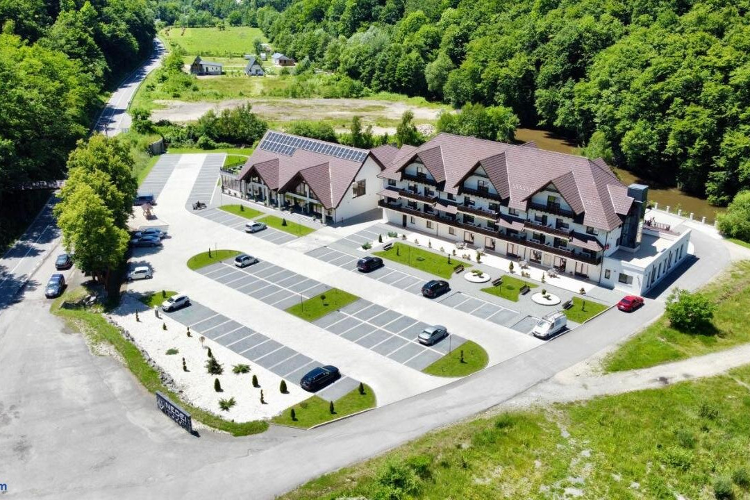 Sasciori酒店住宿-Nedei Hotel & Spa