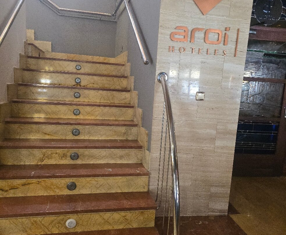 Aroi Bierzo Plaza主图
