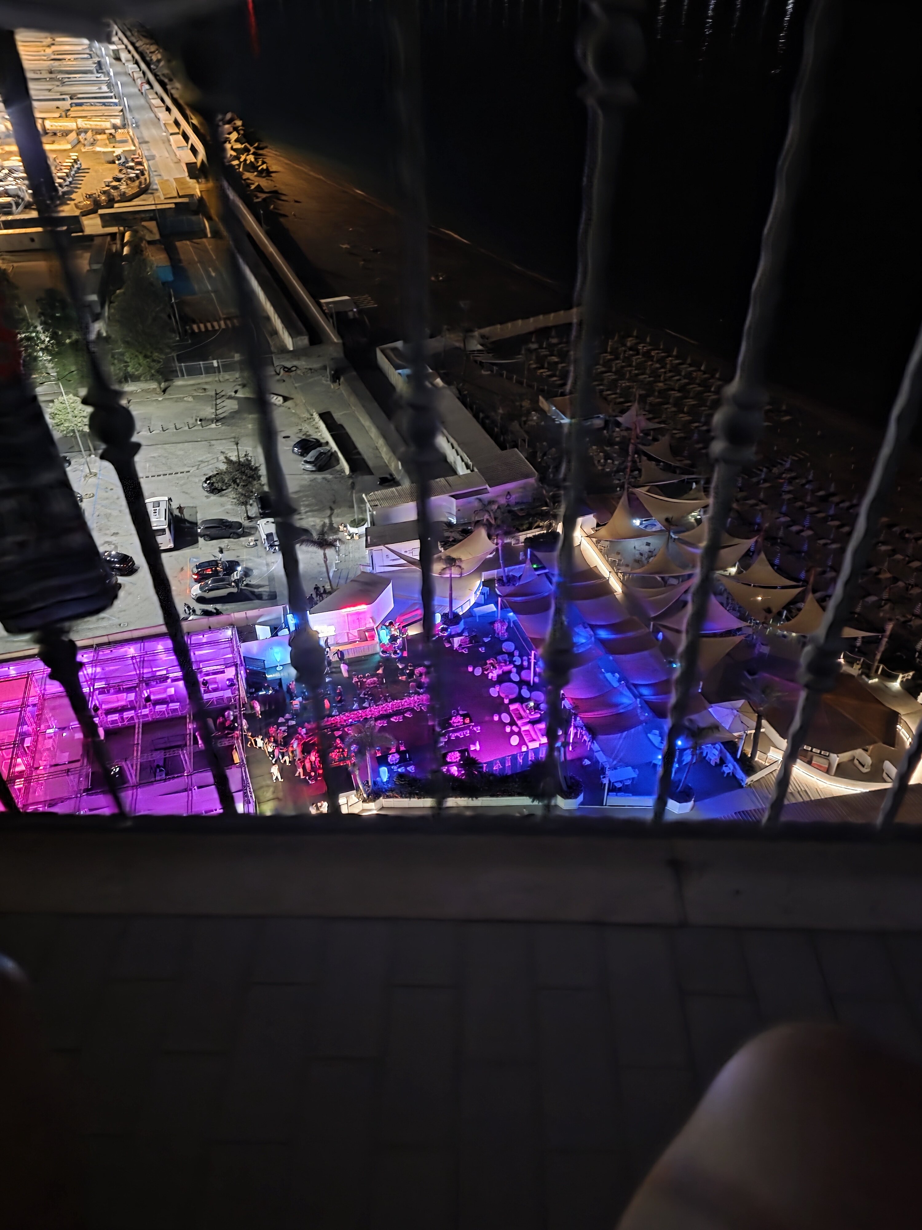 劳埃德拜亚酒店-官方