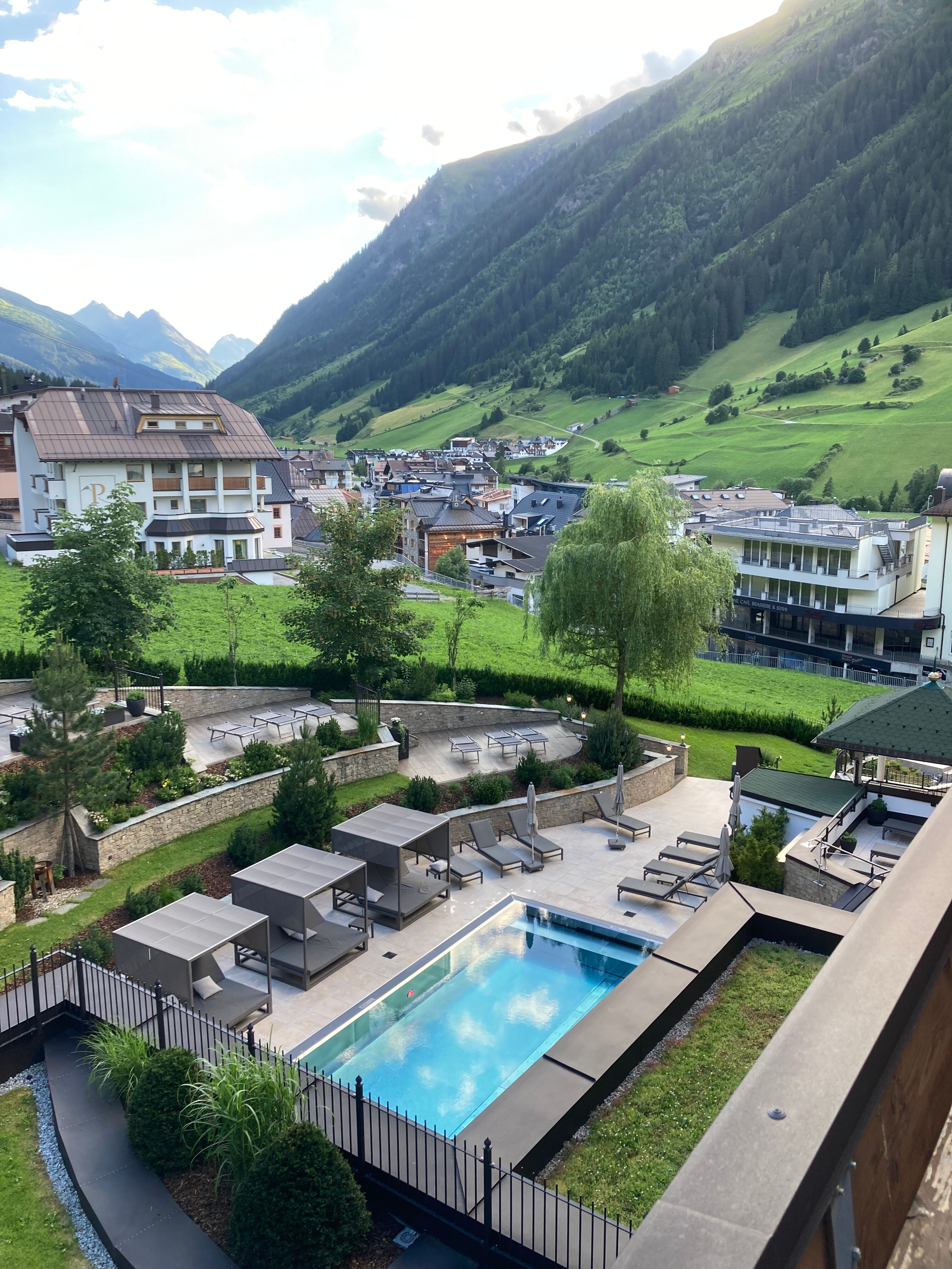 Hotel Post Ischgl-泳池