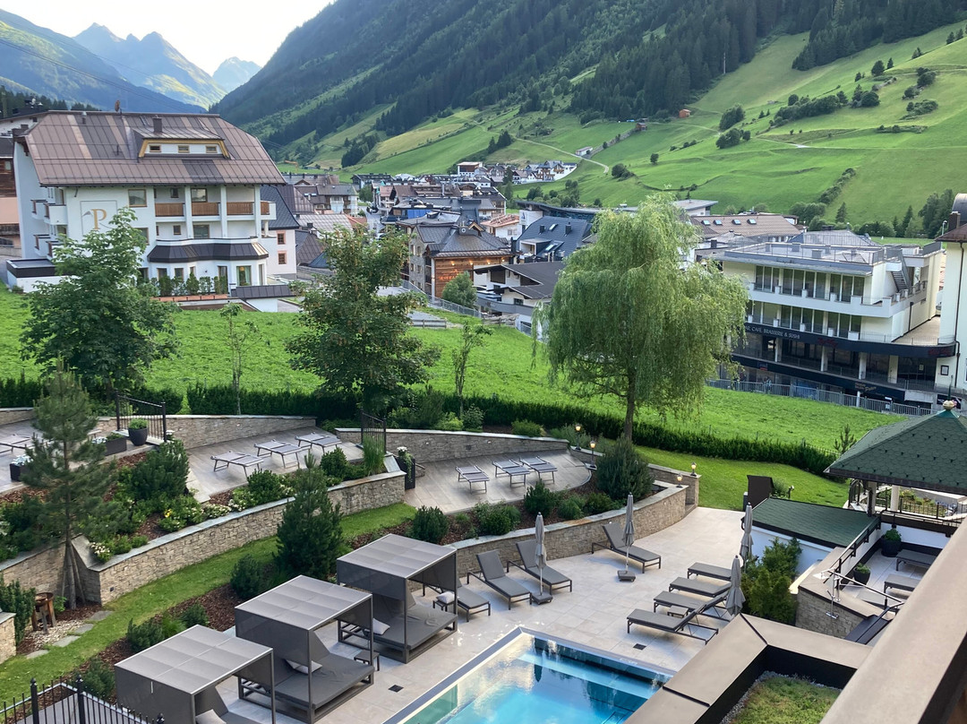 Hotel Post Ischgl主图