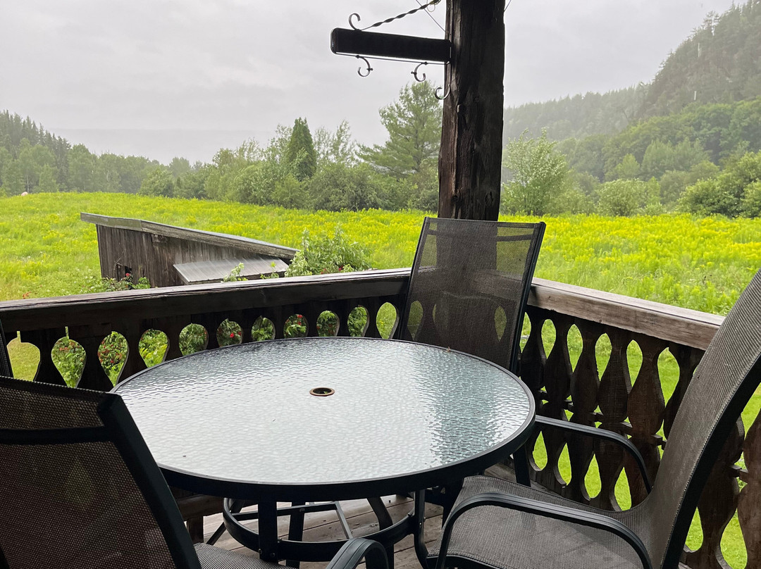 Gite et Résidence de L'Artisan主图