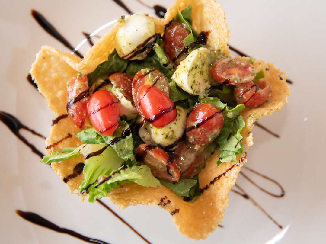 Riverside Restaurant And Pub