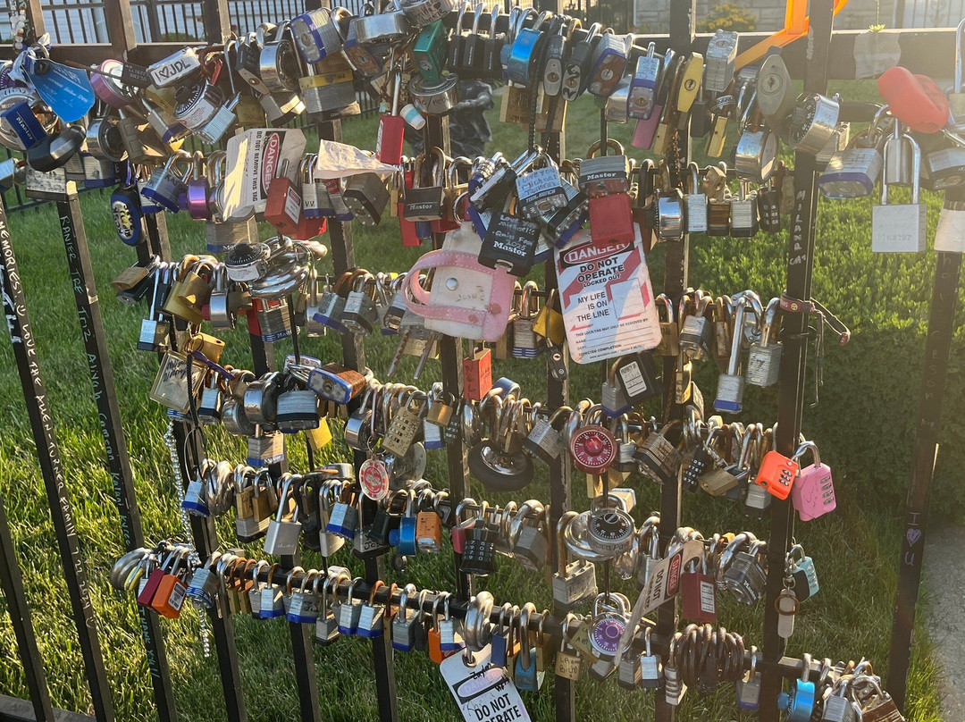 Michael Jackson Family Home-盖里必去景点