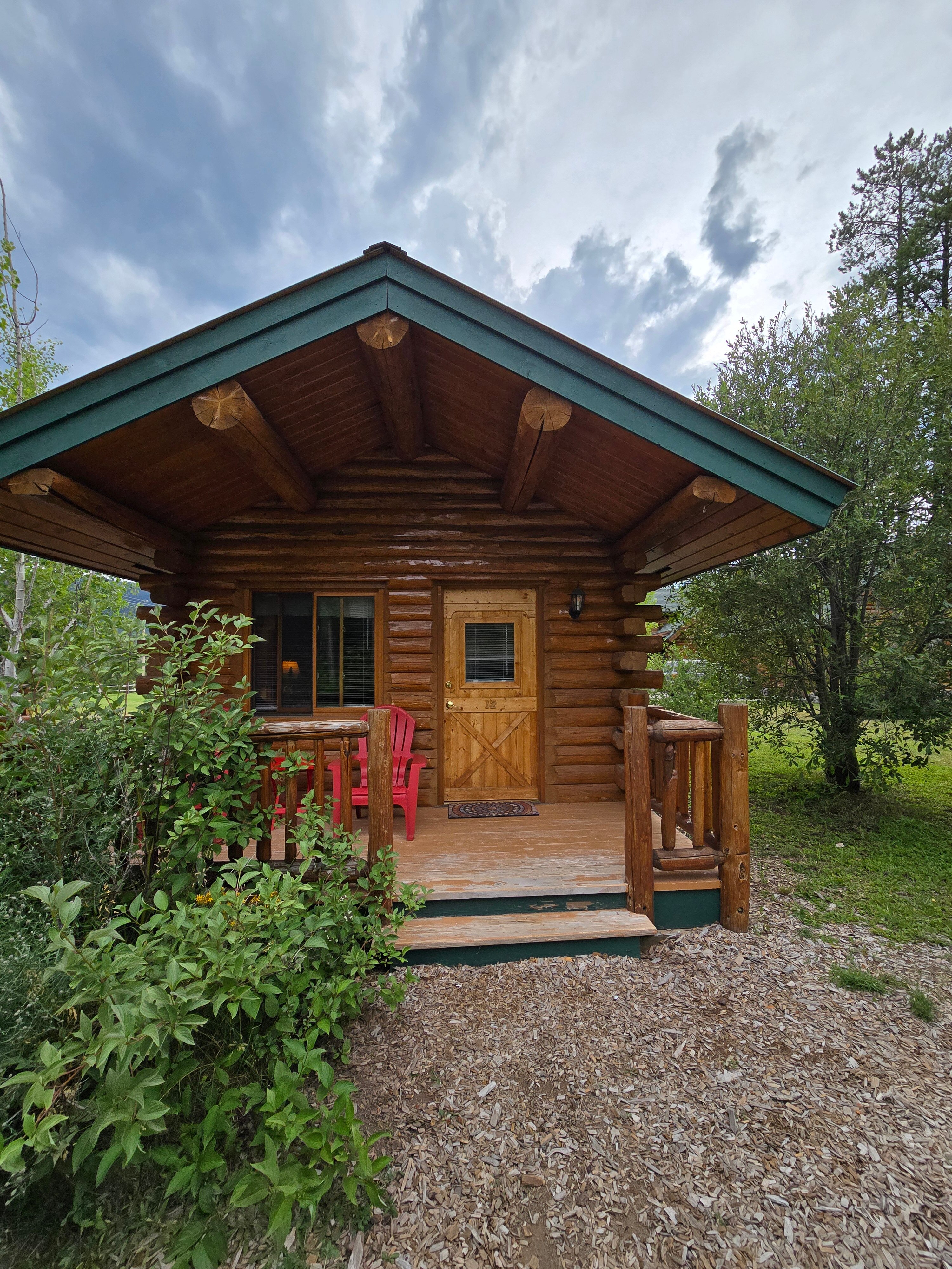 Silverwolf Log Chalet Resort-客卧