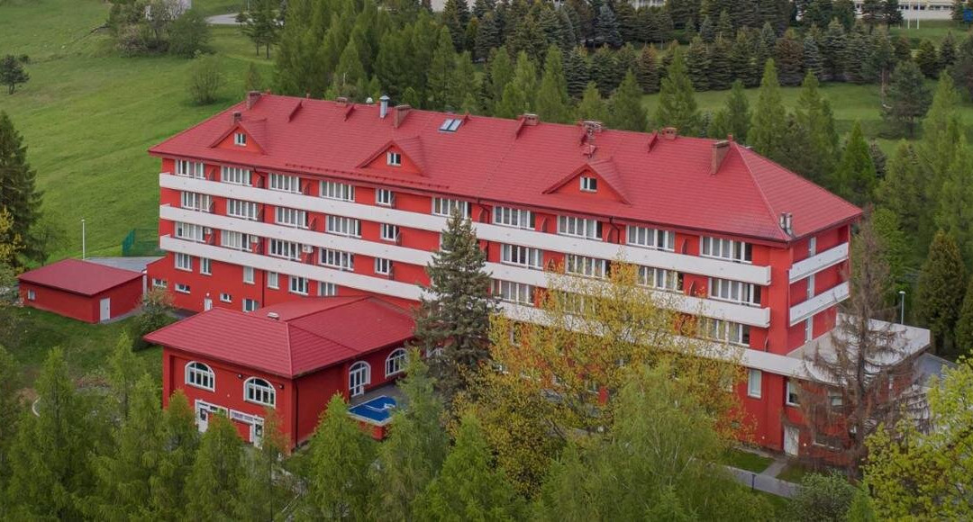 Klimkowka酒店住宿-Osrodek Uzdrowiskowy Beskid
