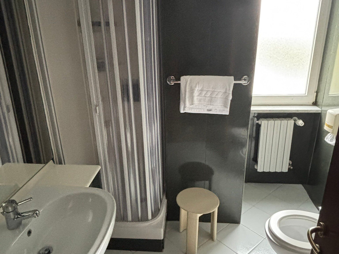 5米利亚酒店主图