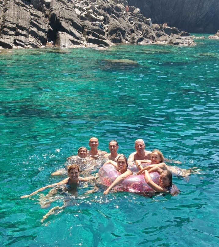 Blue Moon Rent boat La Spezia-拉斯佩齐亚必去景点