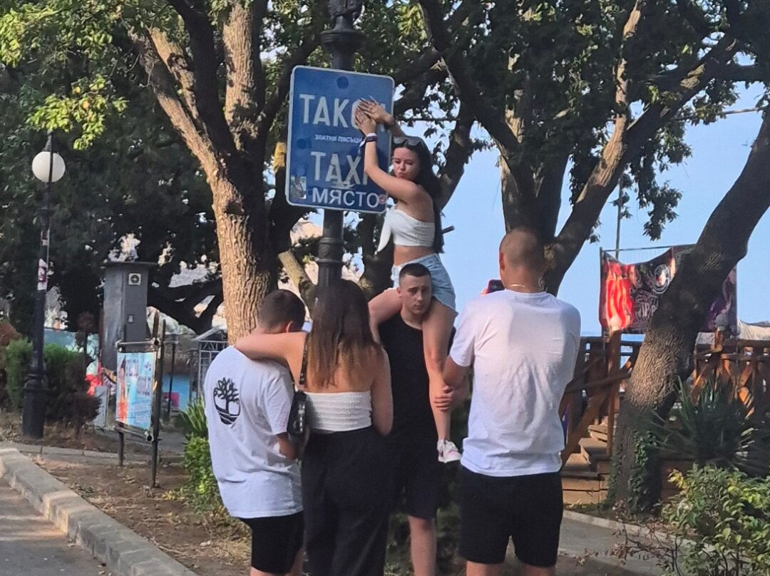 TAXI ALBENA
