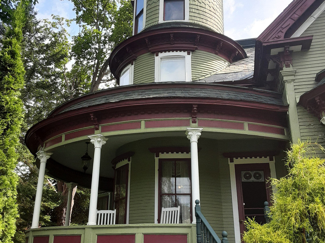 Maplecroft Bed And Breakfast主图