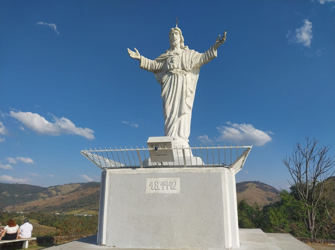 Mirante Do Cristo-Monte Alegre do Sul必去景点