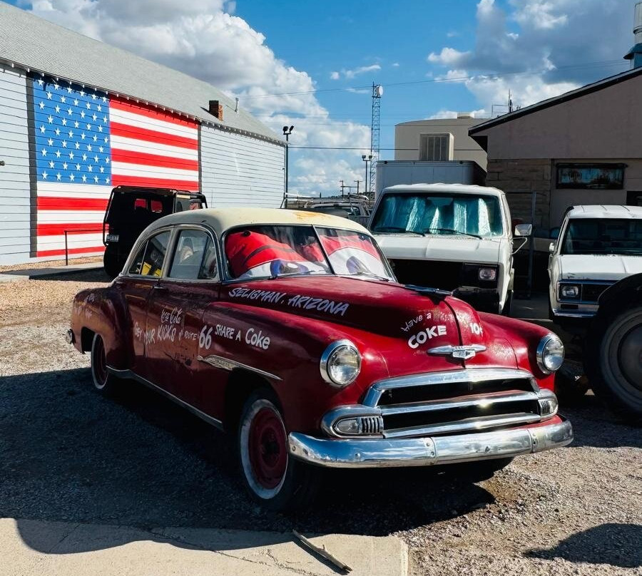 Delgadillo's Original Route 66 Gift Shop-塞利格曼必去景点