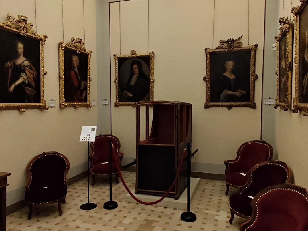 Pinacoteca Diocesana-塞尼加利亚必去景点