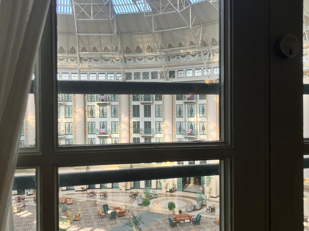 West Baden Springs Hotel主图