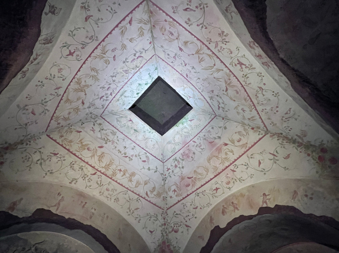 Roman Catacombs-法肯堡必去景点