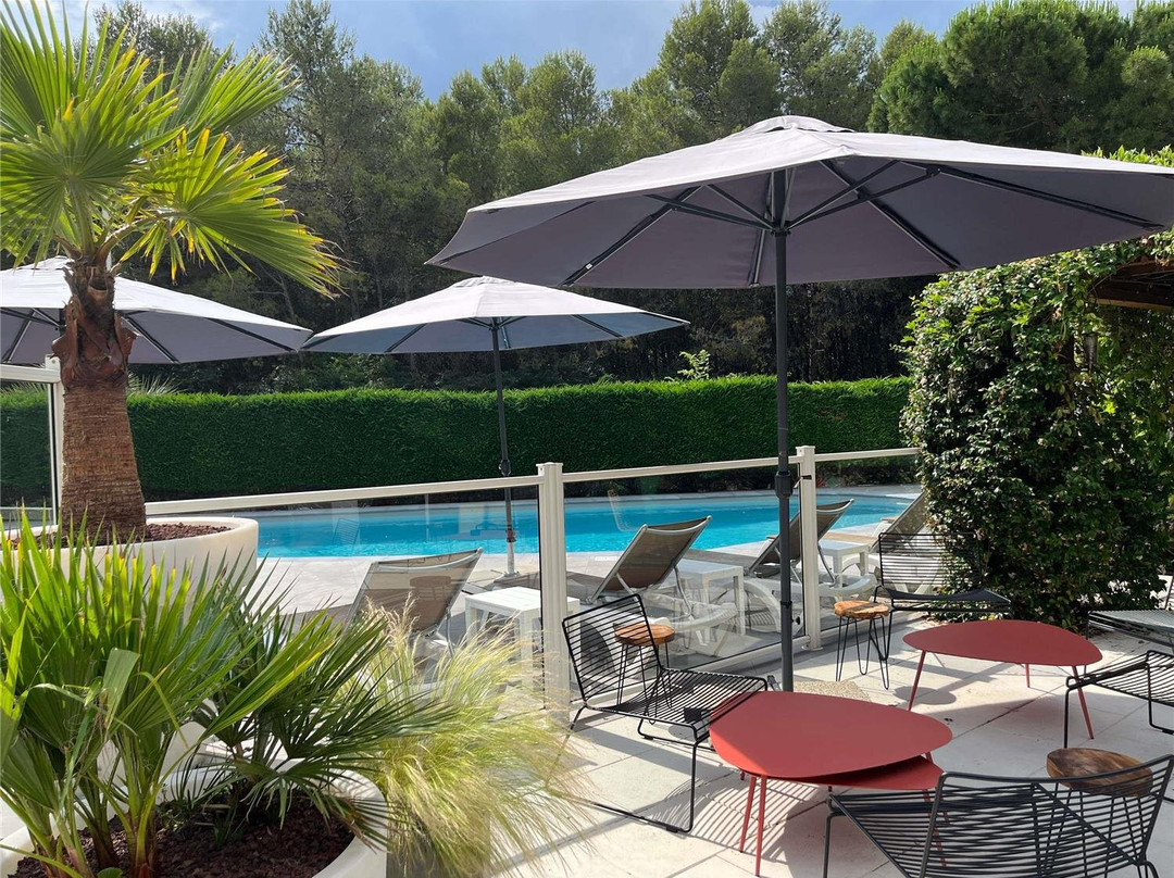 ibis Nimes Ouest主图