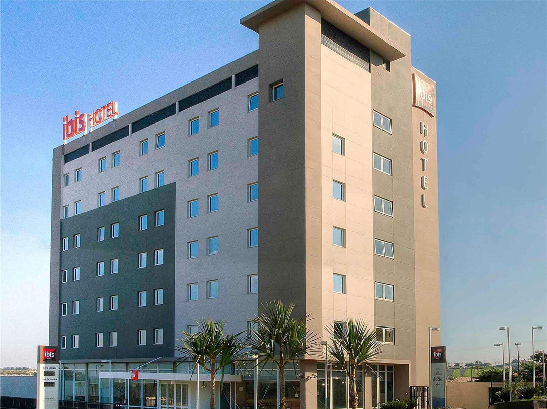 宜必思欧里纽斯酒店