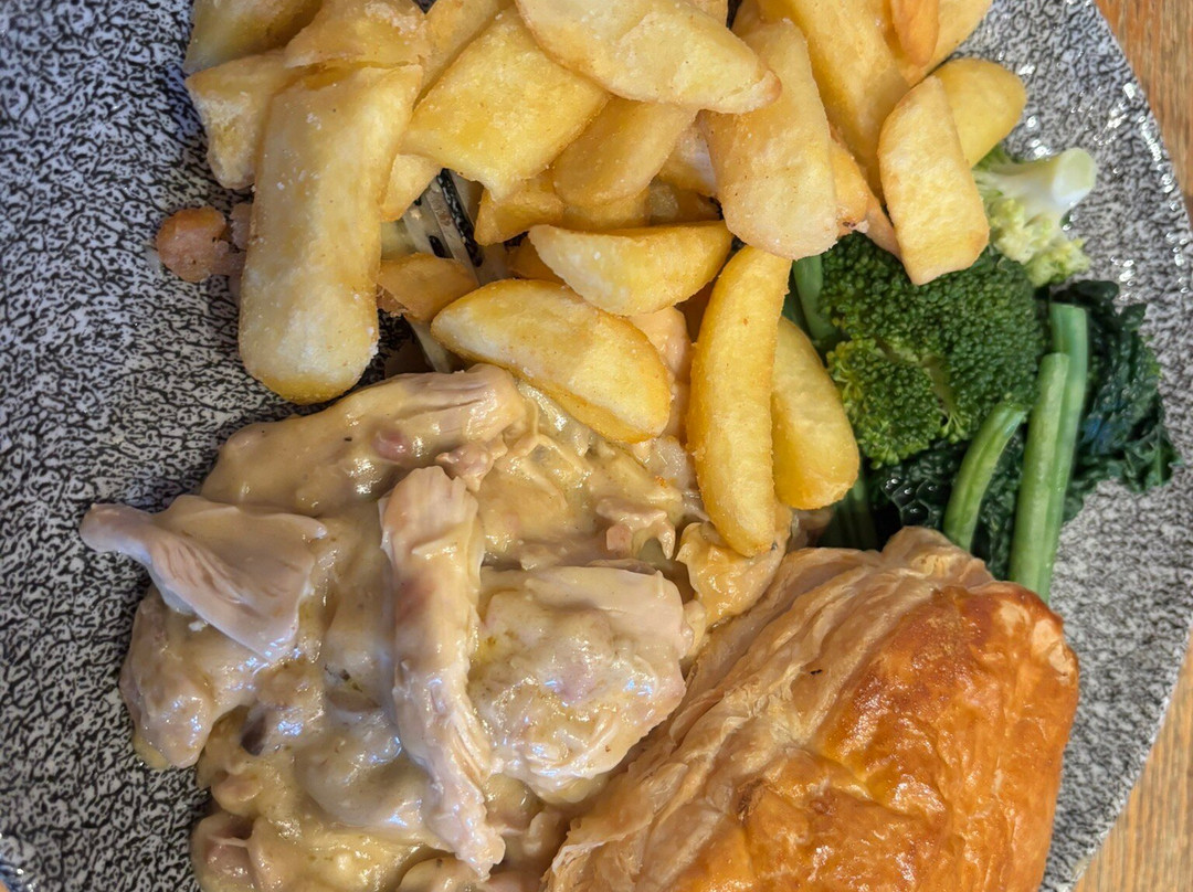 The Buccleuch & Queensberry Arms Hotel主图