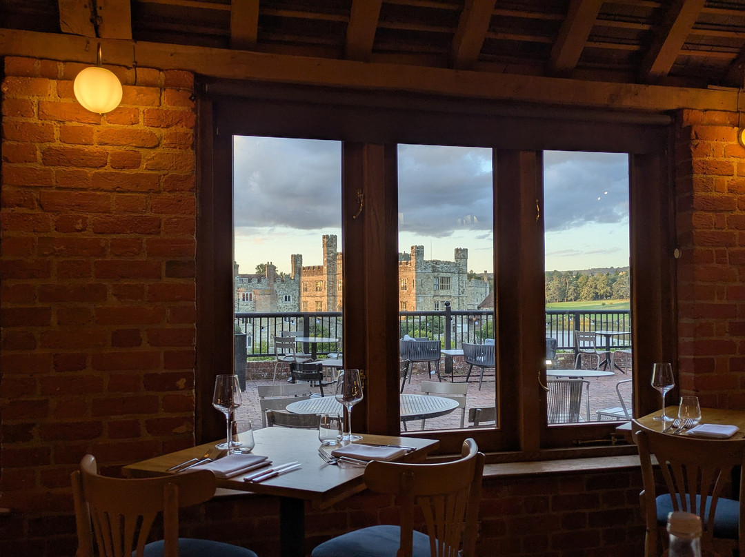 Leeds Castle Stable Courtyard Bed & Breakfast主图