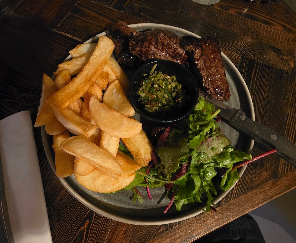 The White Lion主图