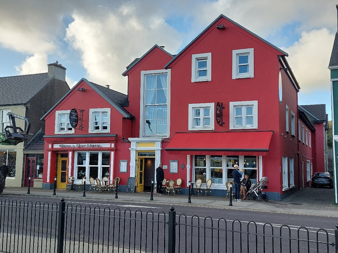 丁格尔湾大酒店主图