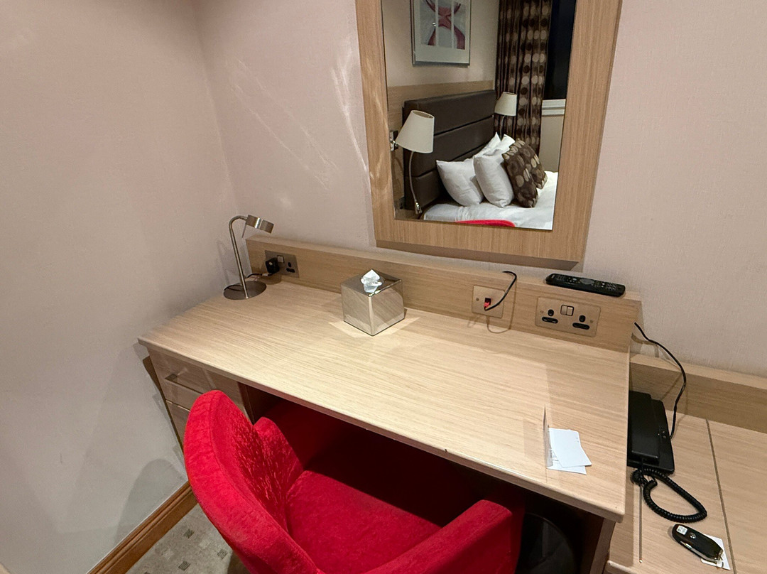 Carlton Hotel Prestwick主图
