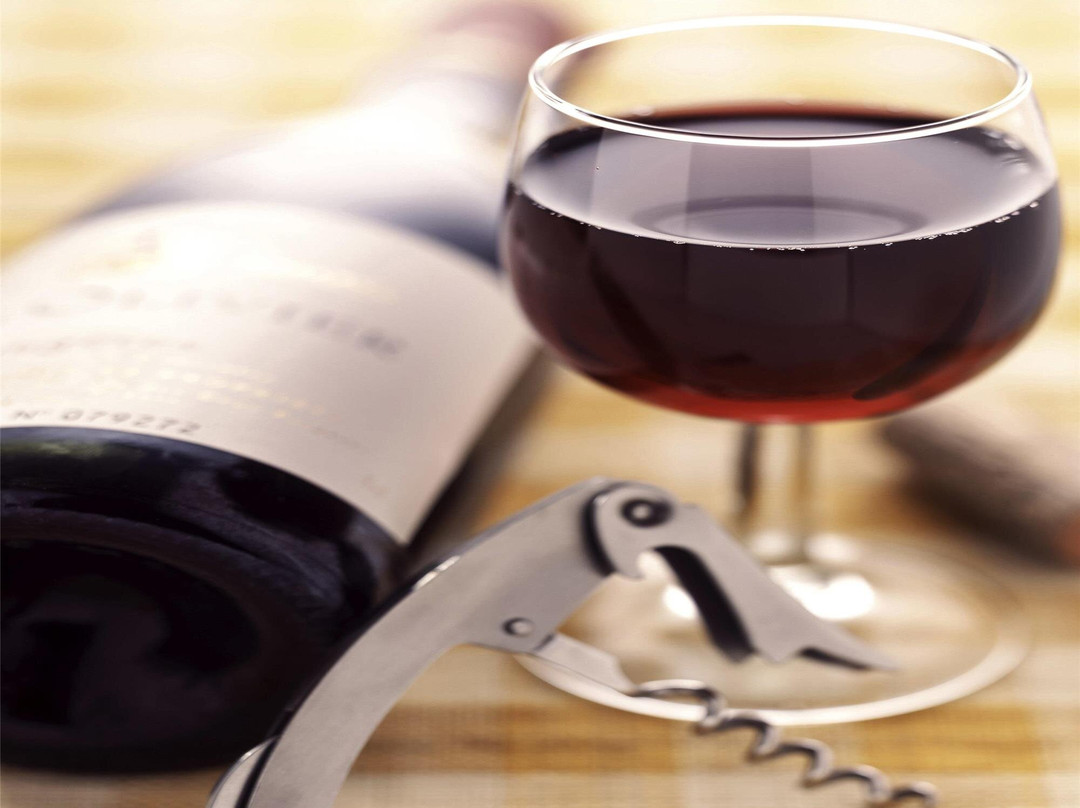 宜必思巴塔酒店主图