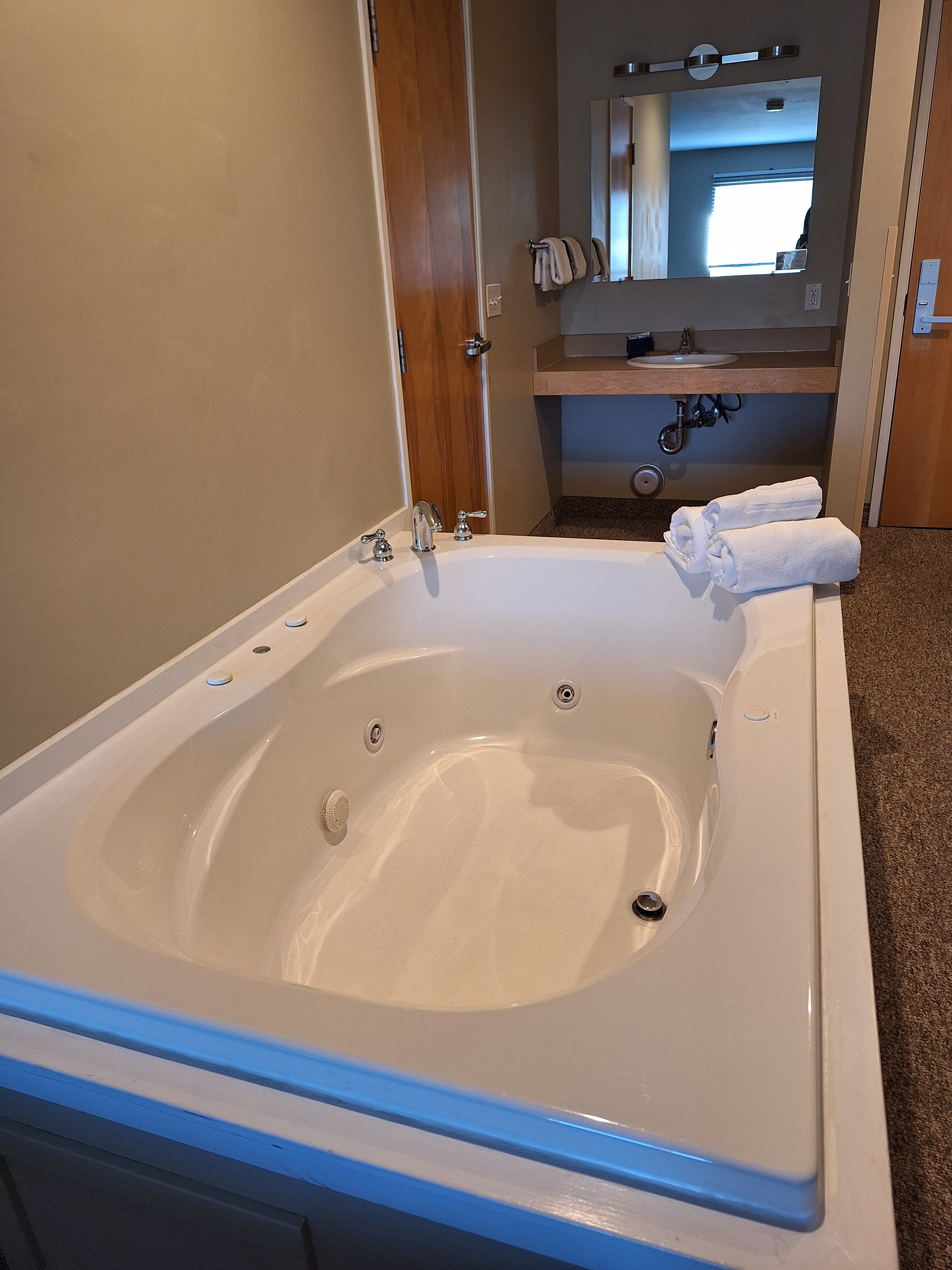 The Weathervane Inn-官方