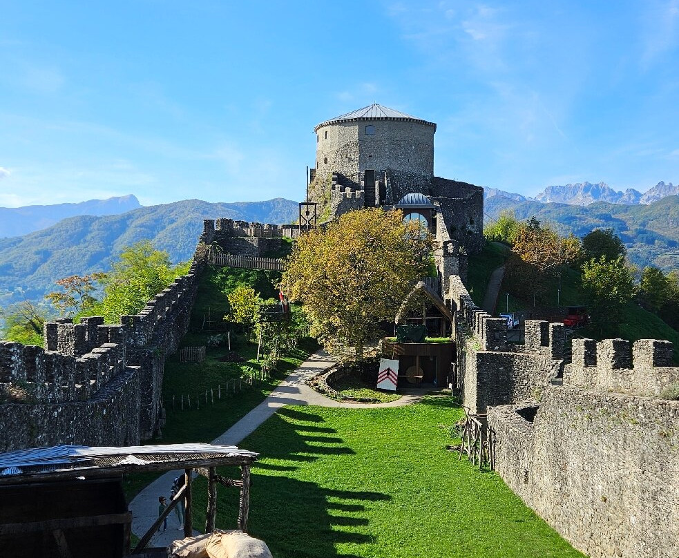 Fortezza delle Verrucole - Archeopark-San Romano in Garfagnana必去景点
