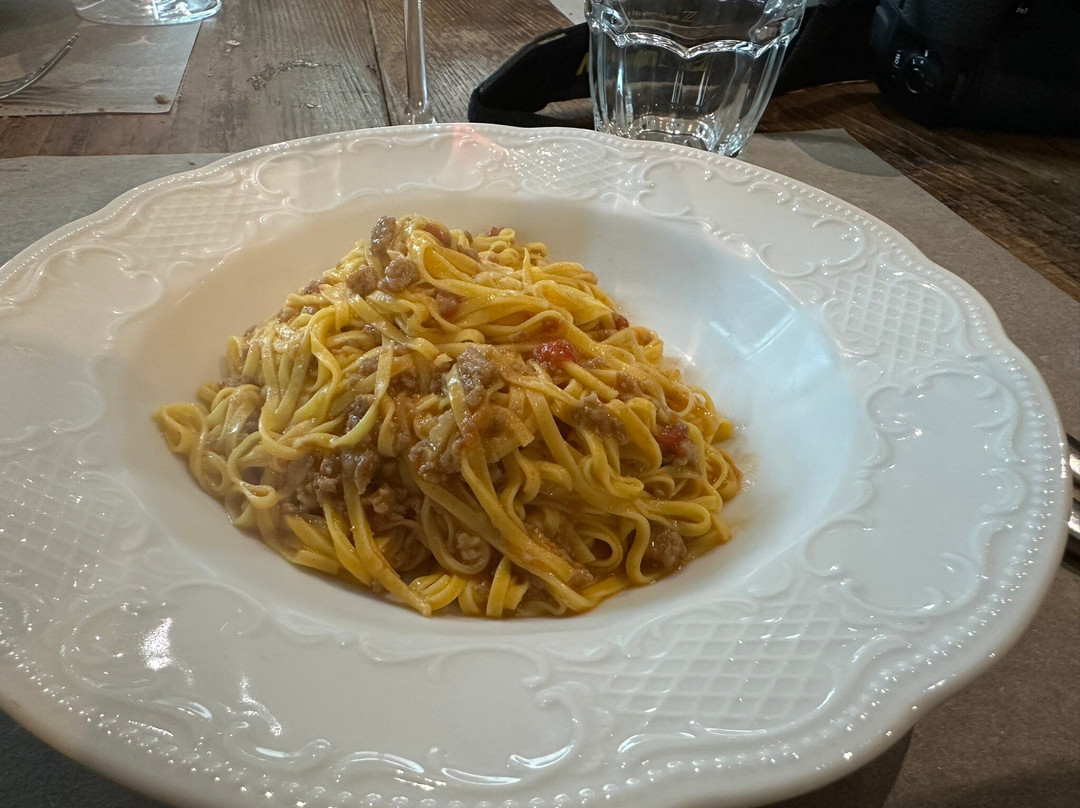 Fratelli Ferrero - Cantina & Agribistrò-拉莫拉必去景点