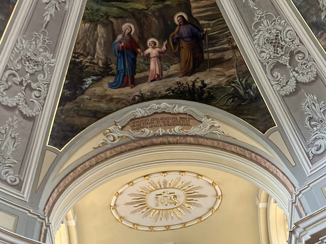 Győri Kármelhegyi Boldogasszony Templom-焦尔必去景点