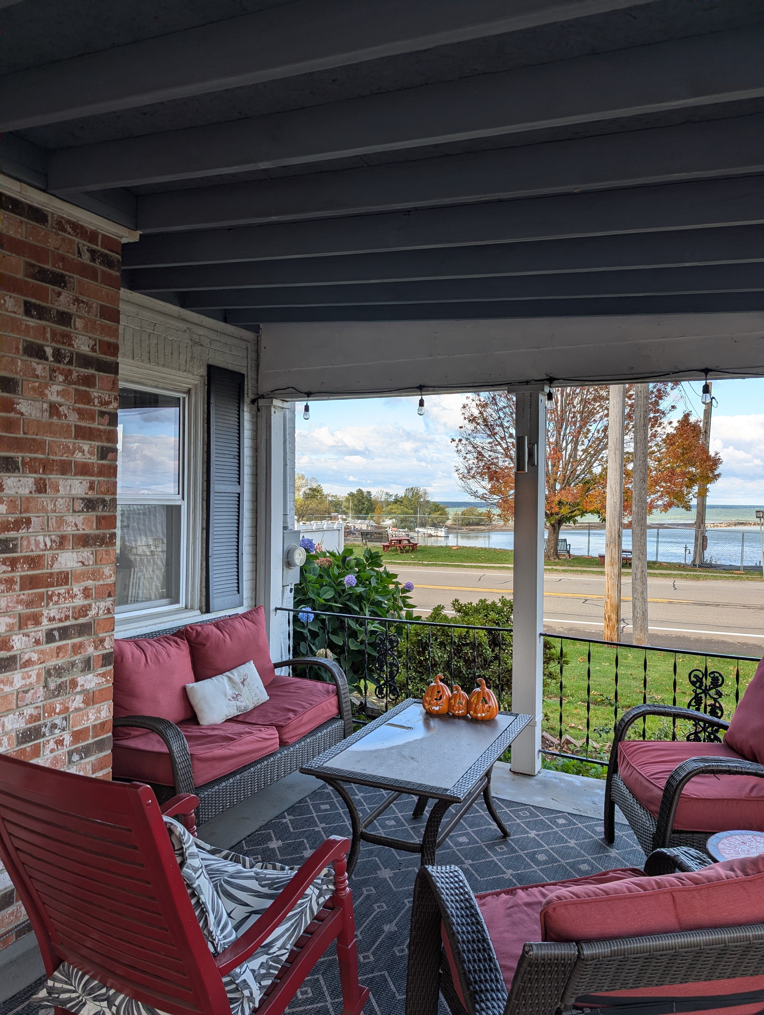 Barcelona Lakeside Bed and Breakfast-官方