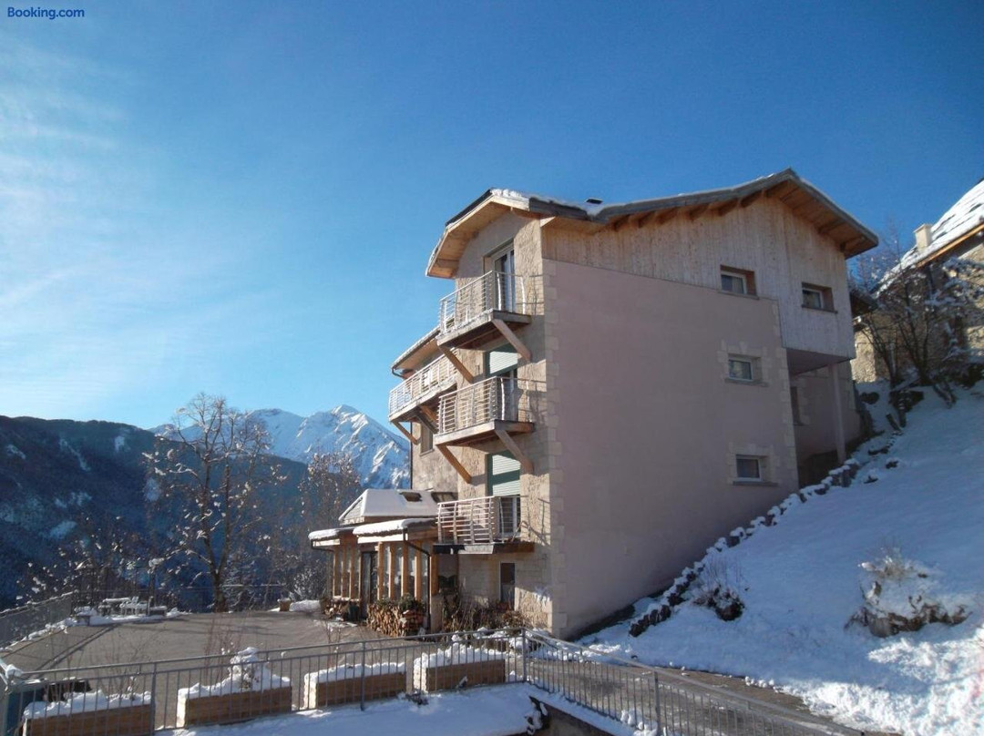 Uvernet-Fours酒店住宿-La Charlisa