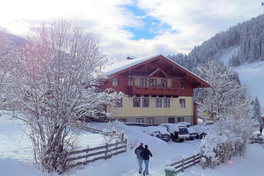 Apartmenthaus Kristall主图