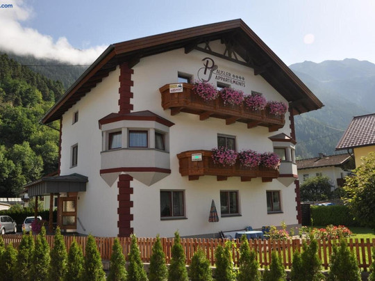 Appartements Ferienwohnungen Pfausler主图