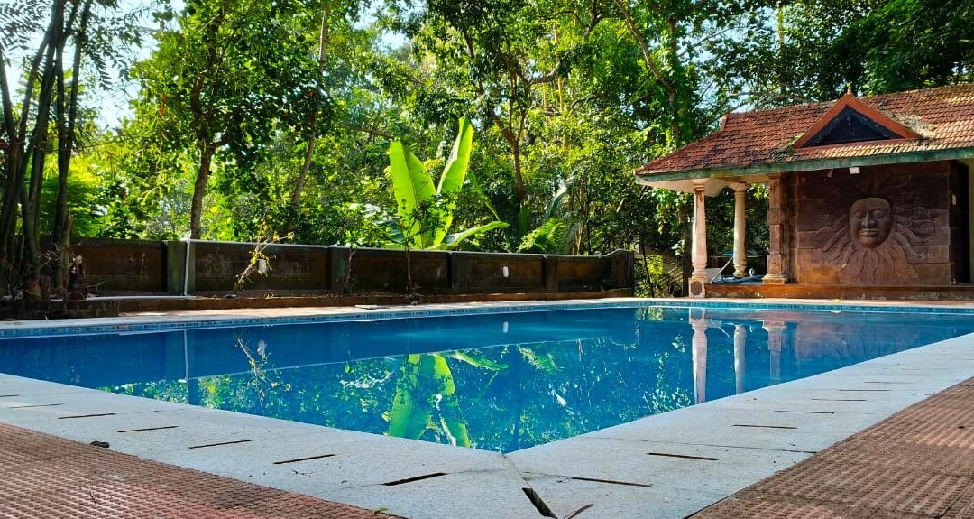 Amrutham-Gamaya主图