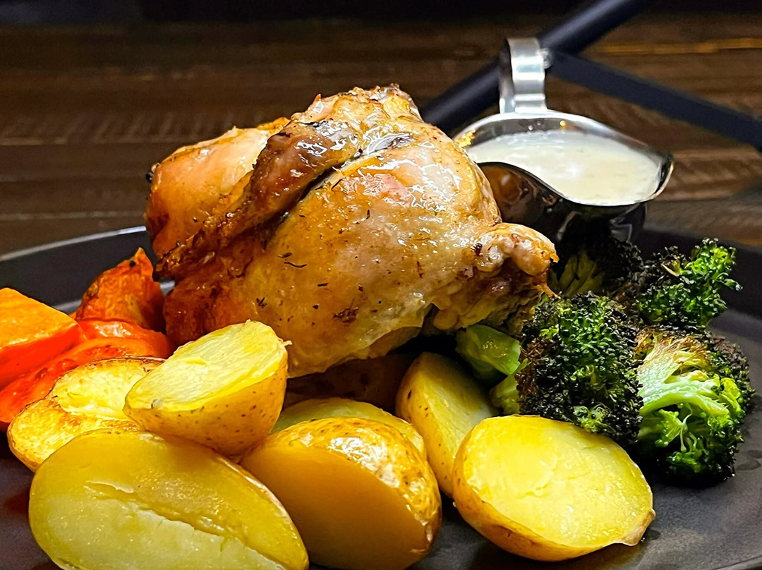 Marrow Restaurant & Lounge