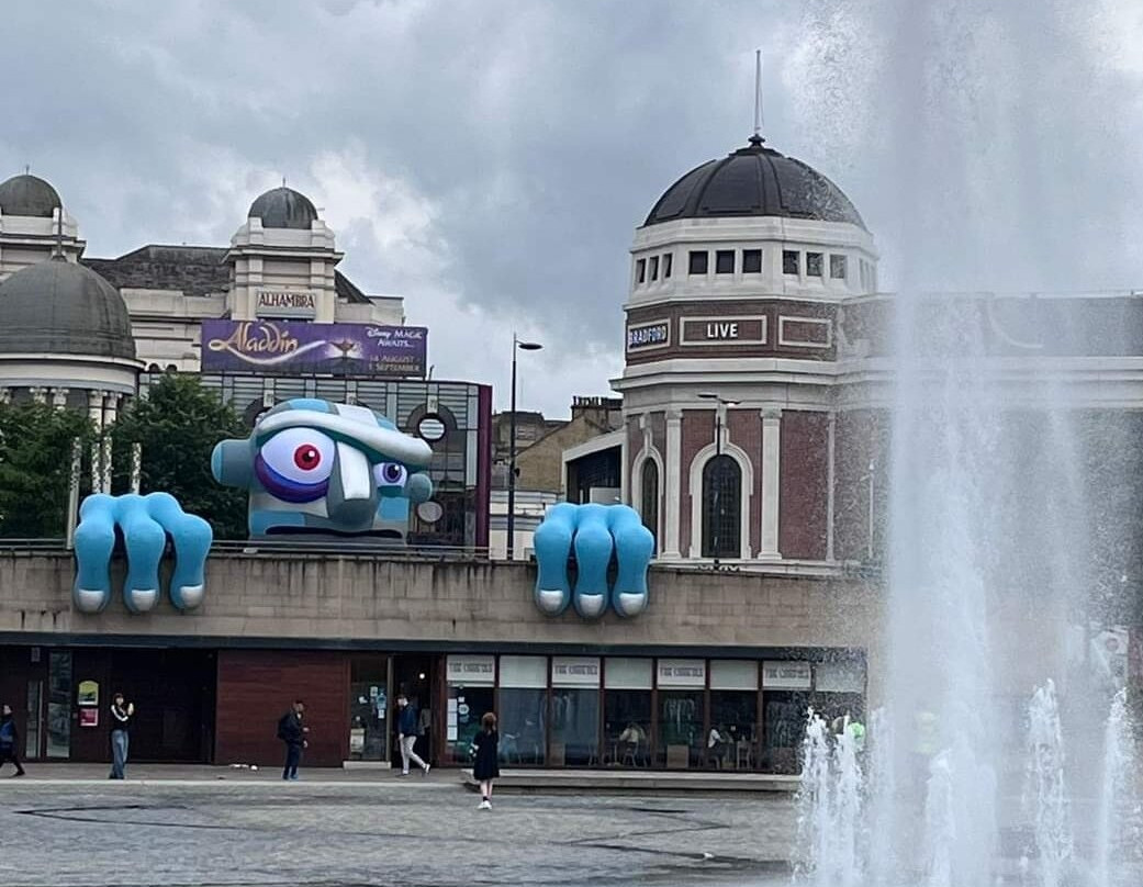 City Park Mirror Pool and Fountain-布拉德福必去景点