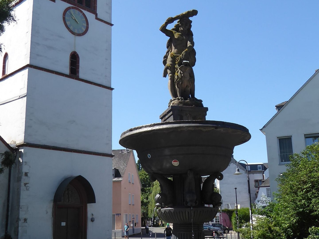 Herkulesbrunnen-特里尔必去景点
