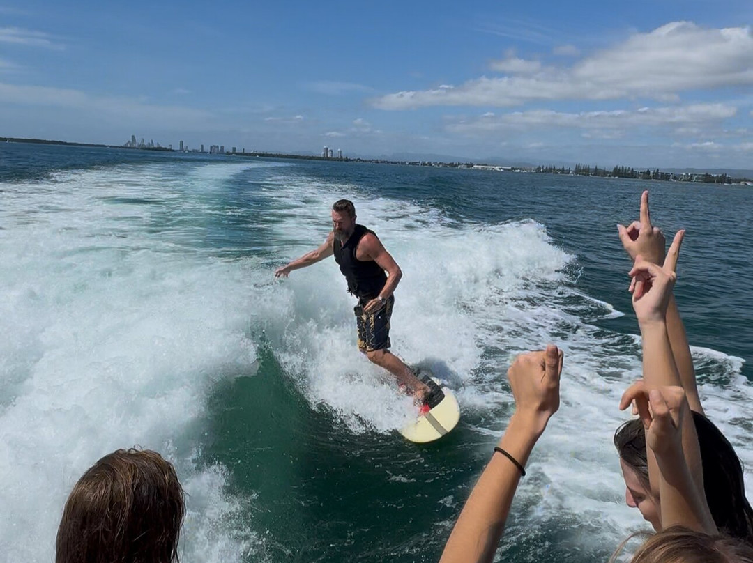 Gold Coast Wake Boat Adventures-拉布拉多必去景点