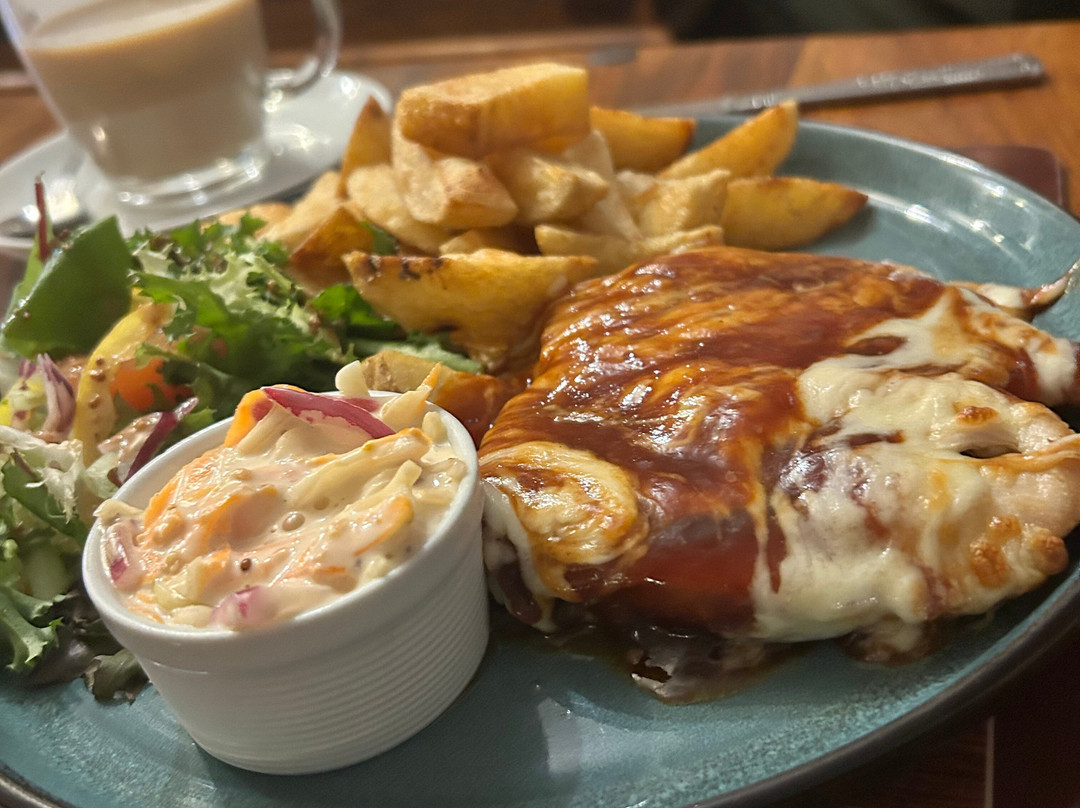 The Brown Cow Inn主图