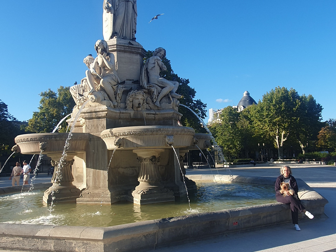 Esplanade Charles-de-Gaulle-尼姆必去景点