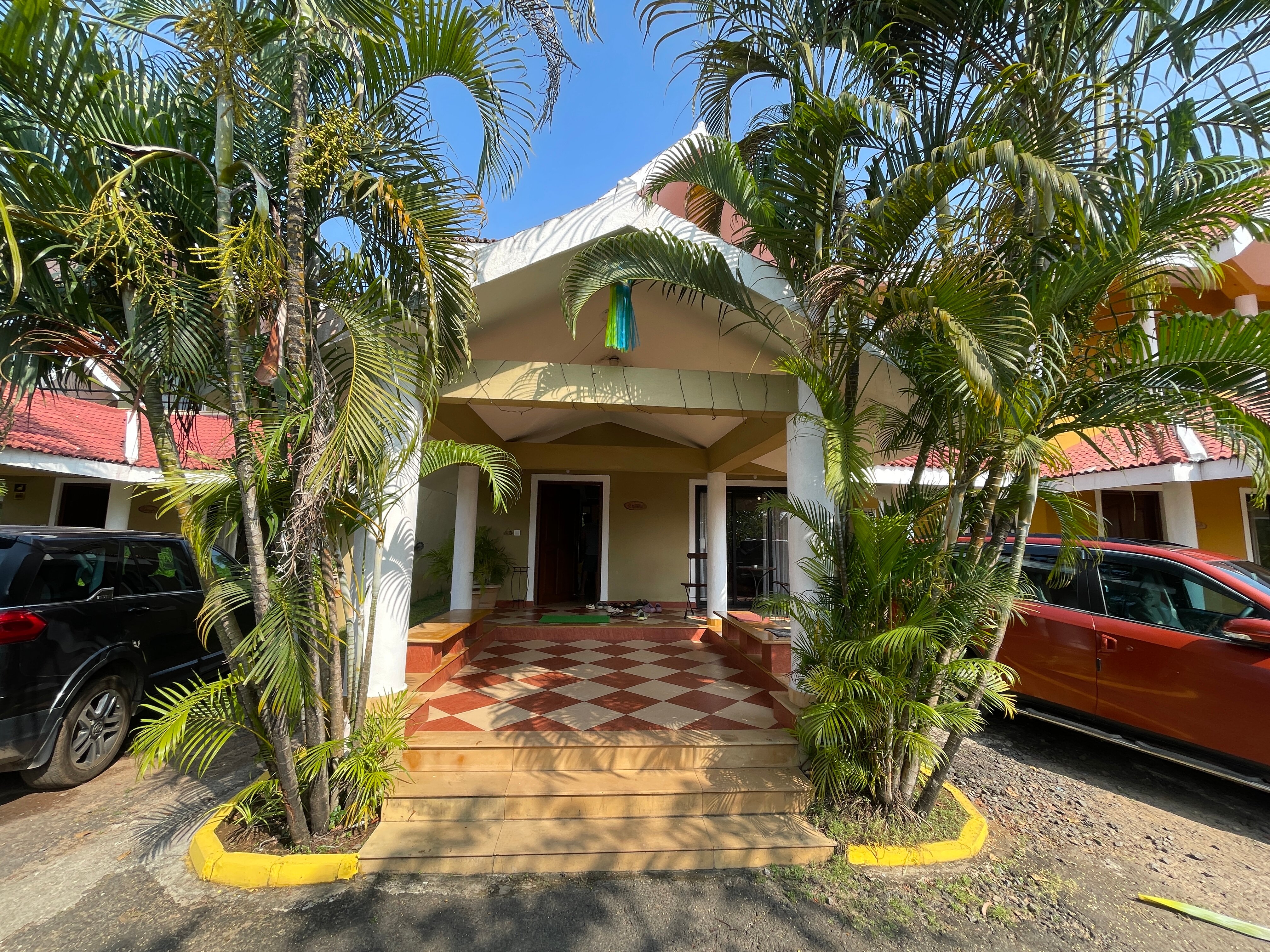 Treehouse Blue Hotel & Villas-官方