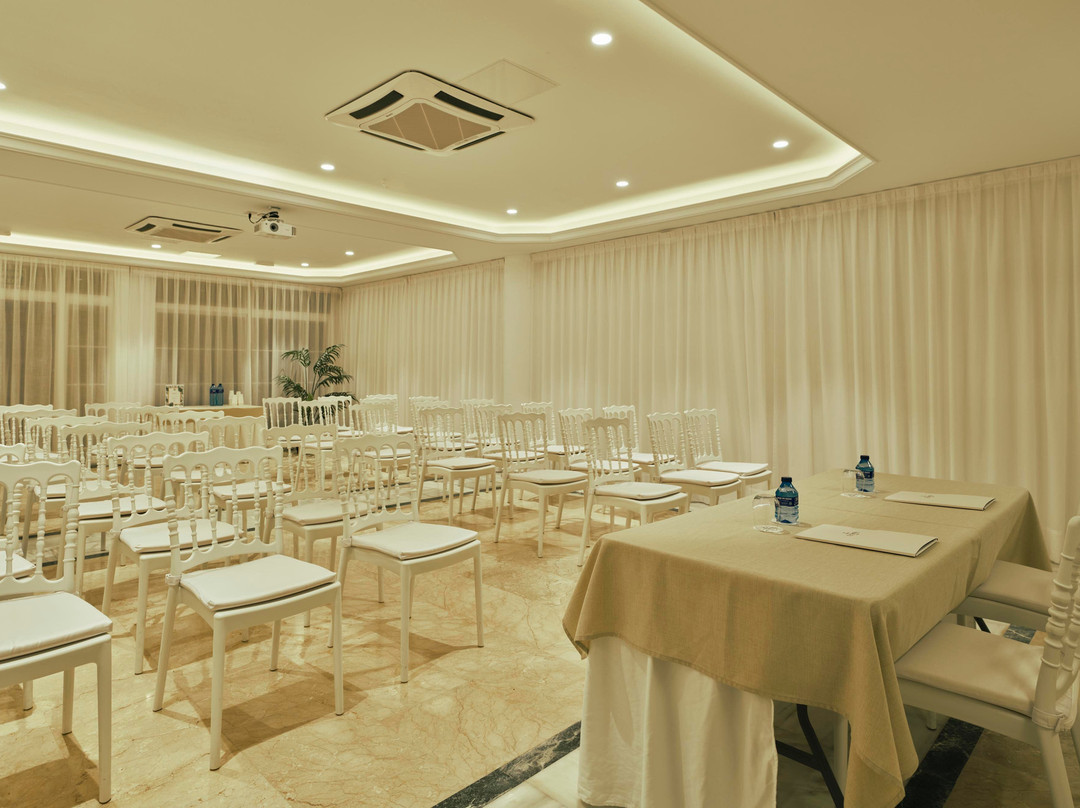 弗拉门卡别墅酒店主图