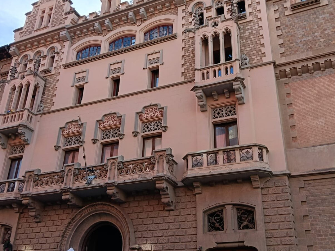 Casa Comella-维克必去景点