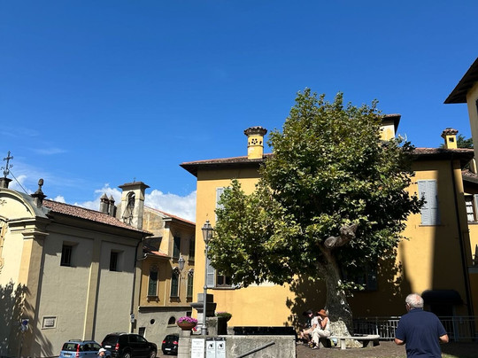 Chiesa di San Giorgio-瓦伦纳必去景点