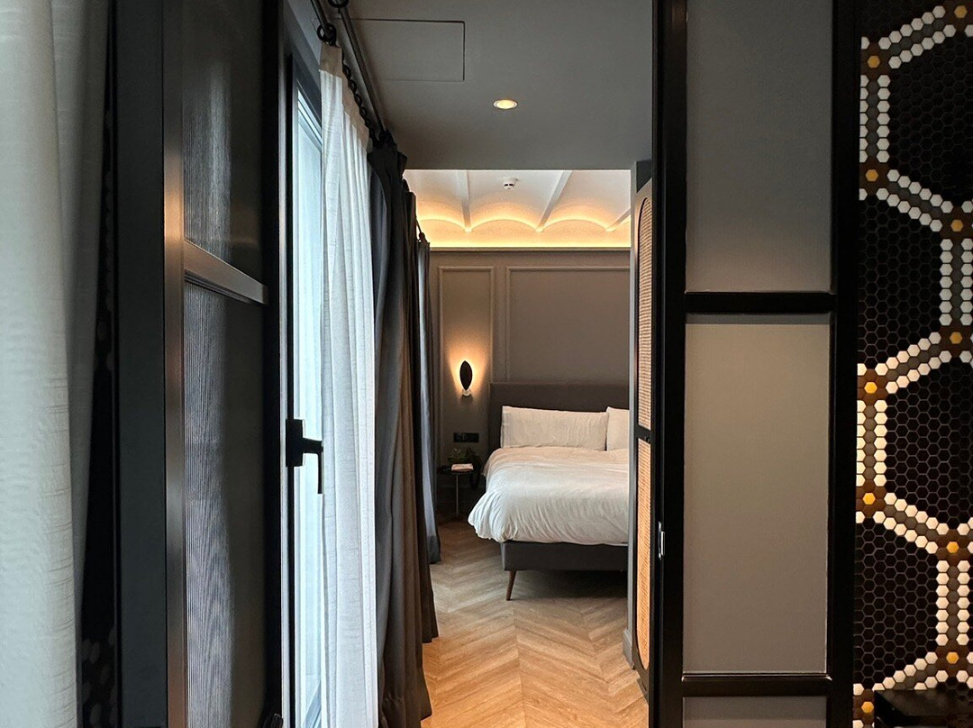 Reina 107 Beach Boutique主图