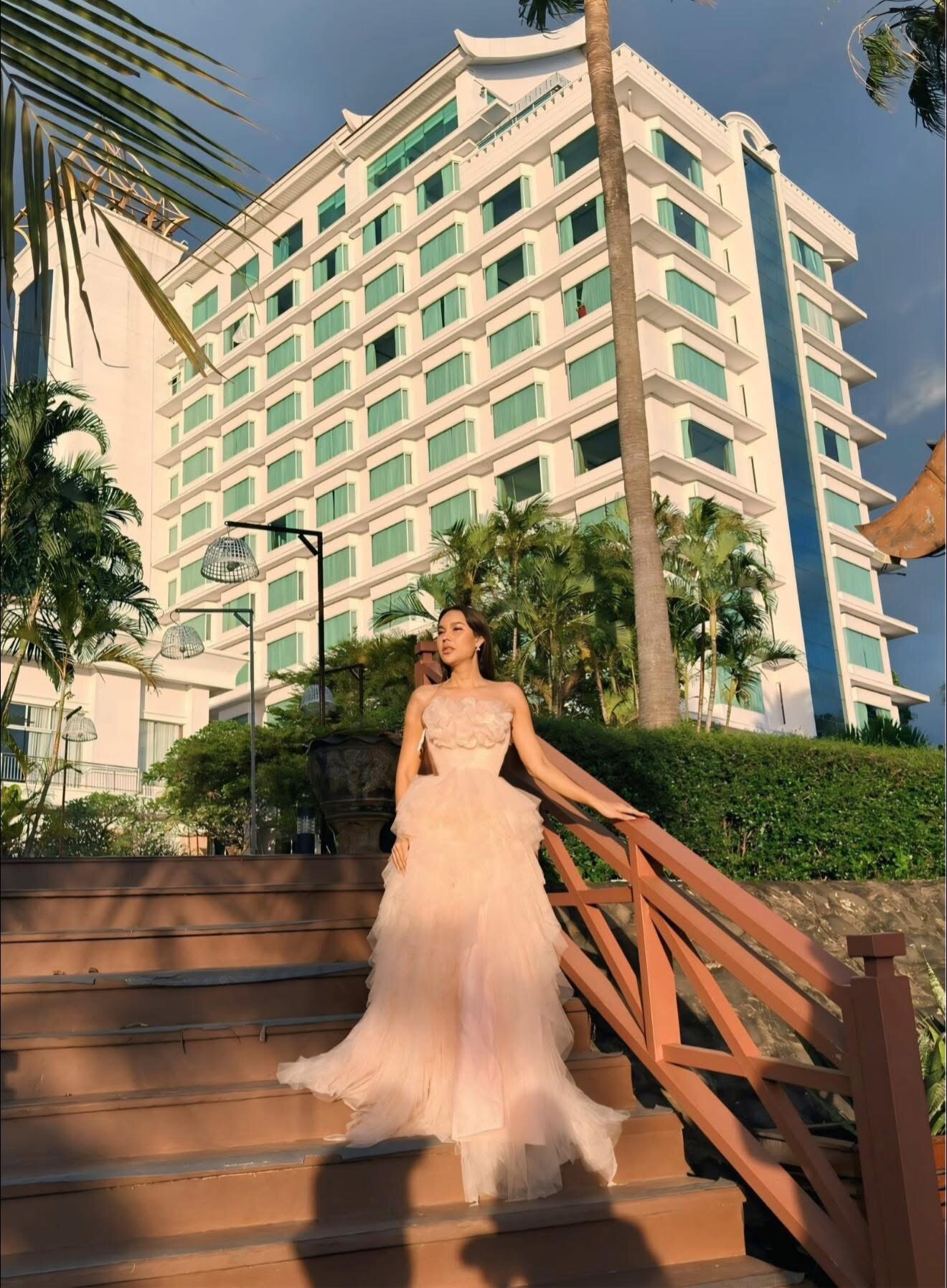 占巴塞大酒店-官方