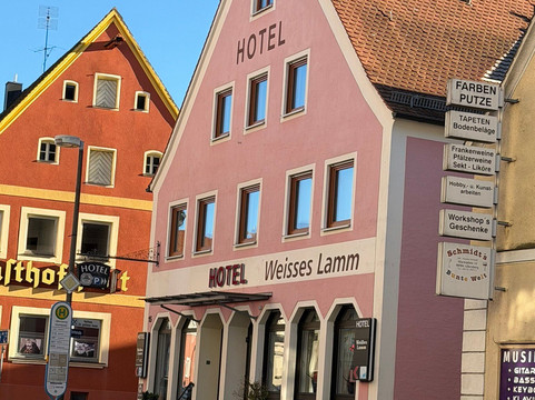 兰姆威瑟斯酒店主图