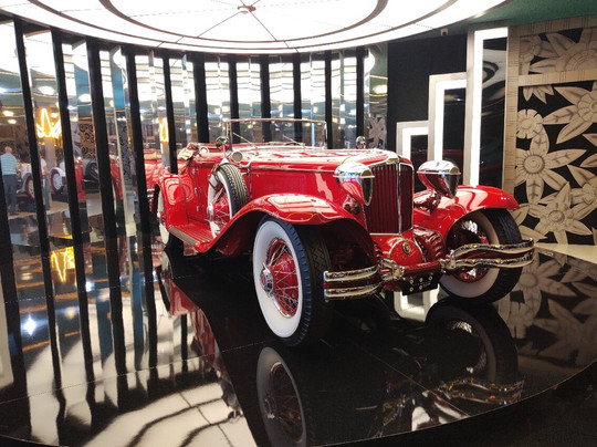 Carde Arte Design Museu-坎普斯－杜若尔当必去景点